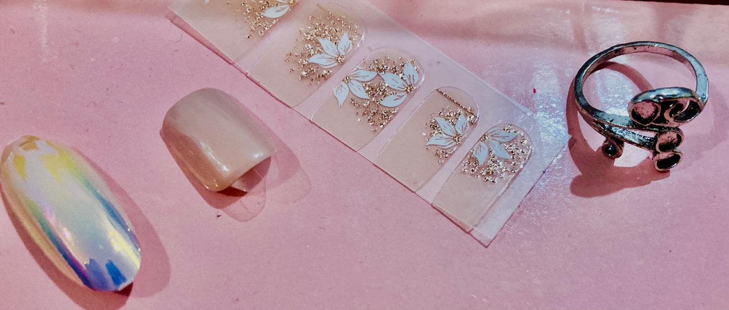 Nail art set or individual rings (stickers included)